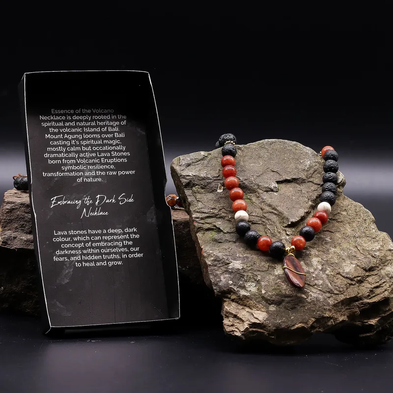 Essence of the Volcano Necklace Protection — foto 2