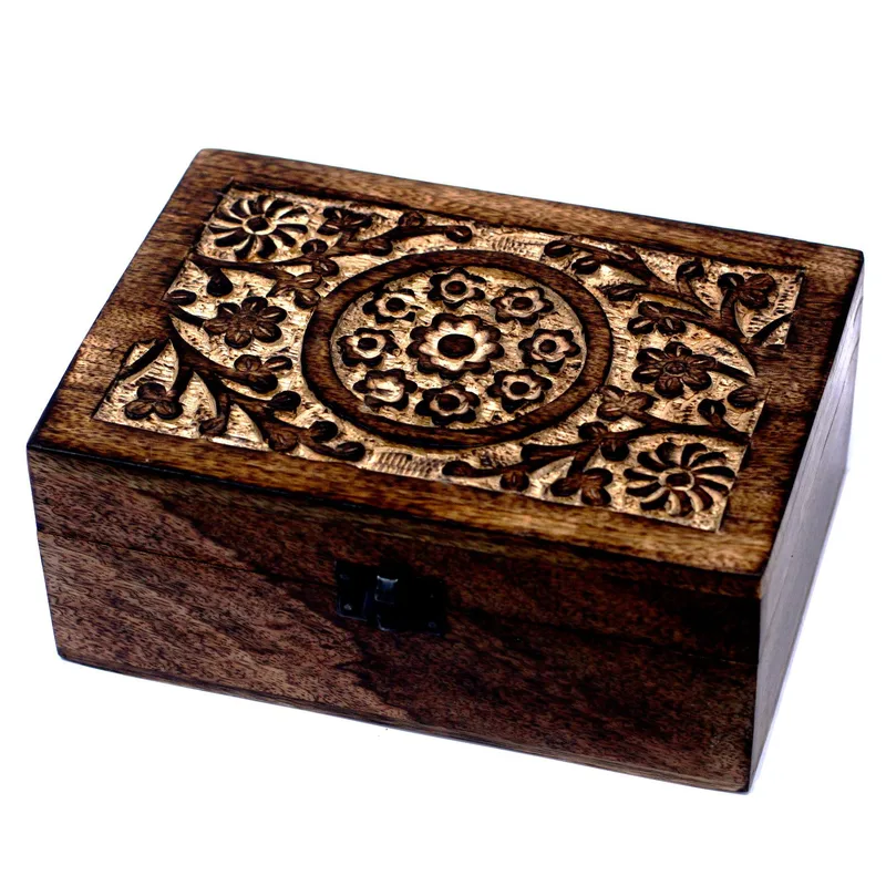 Aromatherapy Floral Carved Scatola