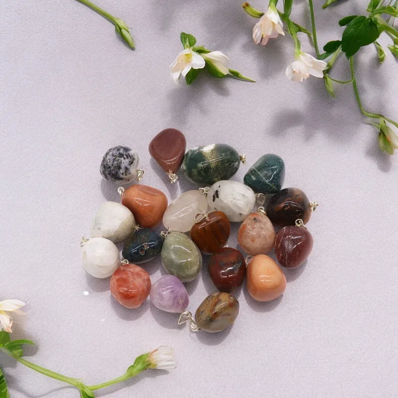 Mixed Argento Plated Crystal Tumbled Stone Pendants — foto 1