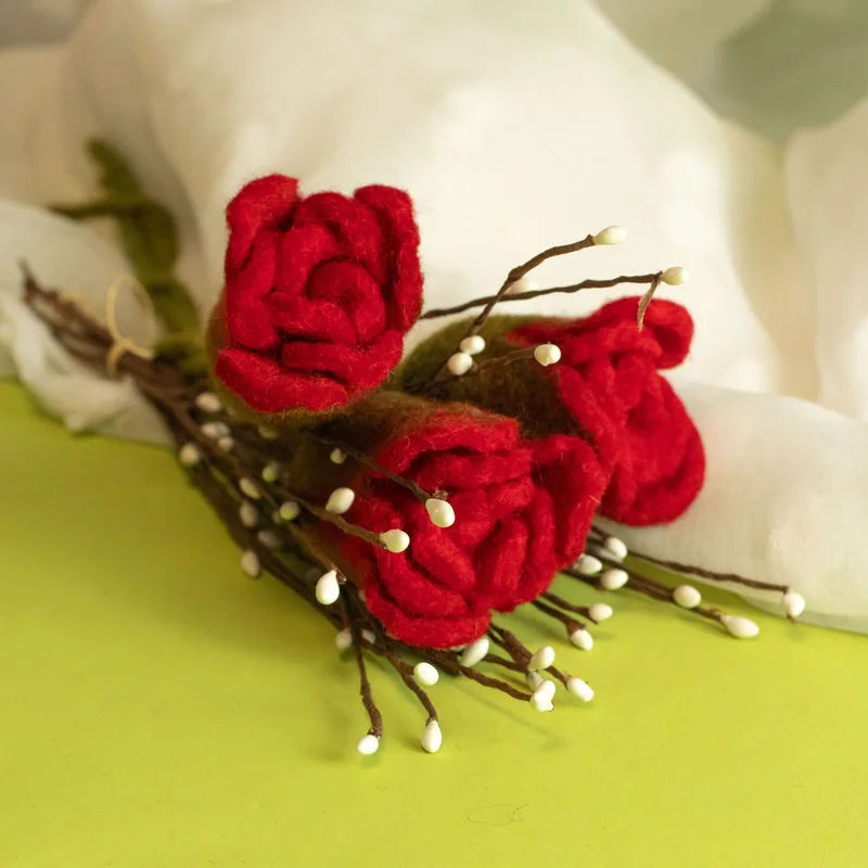 6x Felt Fiori Red Roses
