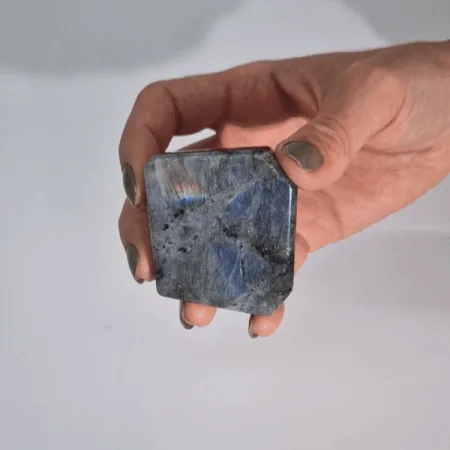 Madagascar Labradorite Tomb Stones — foto 1