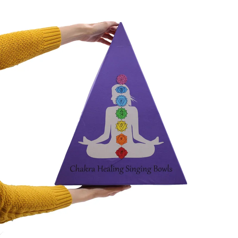 Chakra Pyramid Singing Bowl Gift Set — foto 4