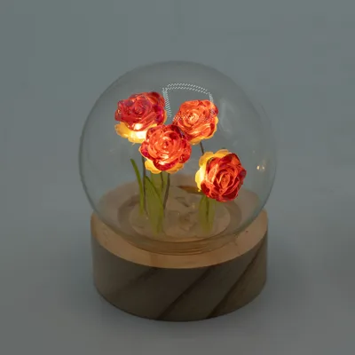 Floral Glow Garden Dome - 5 Red Roses - LED Battery — foto 4