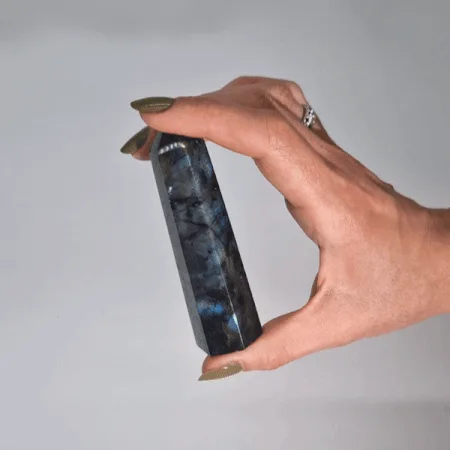 Madagascar Labradorite Points — foto 1