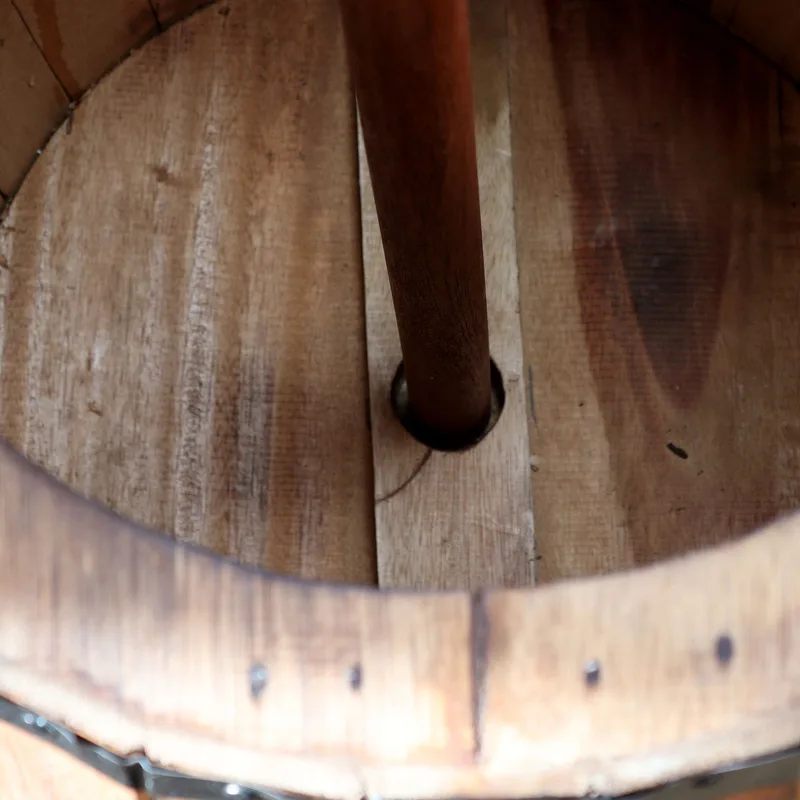 Beer Barrel Stool & Parasol Stand – Naturale Legno 38 x 32 cm