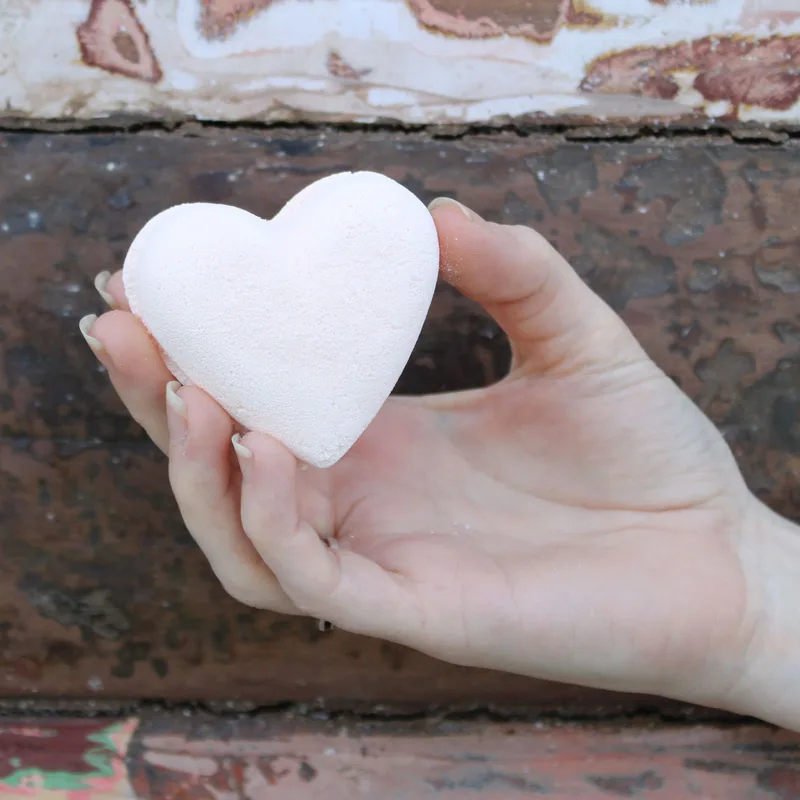 Love Heart Bagno Bomba 70g - Passion Fruit — foto 1