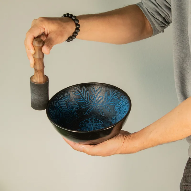 Aluminum Singing Bowl Magic Mushroom Blu — foto 5