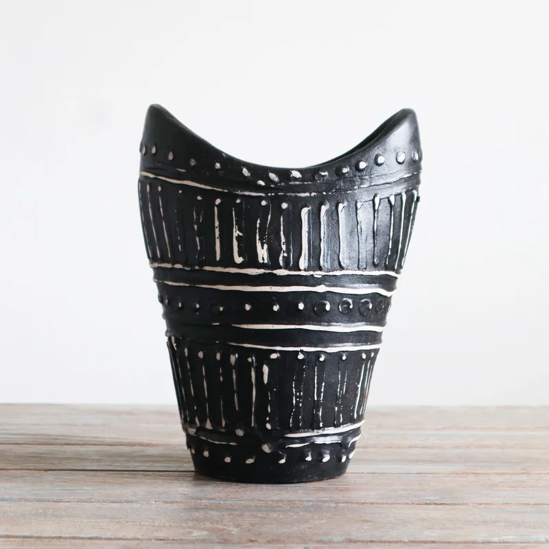 Swirls Shaped Vase Chocolate — foto 3