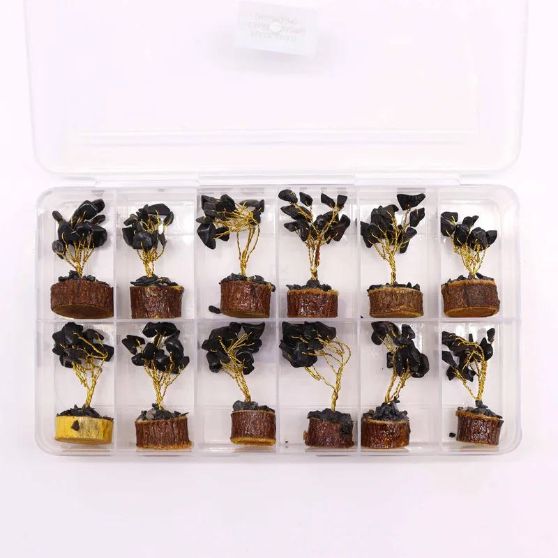 Mini Gemstone Trees On Legno Base - Nero Agate (15 stones) — foto 5