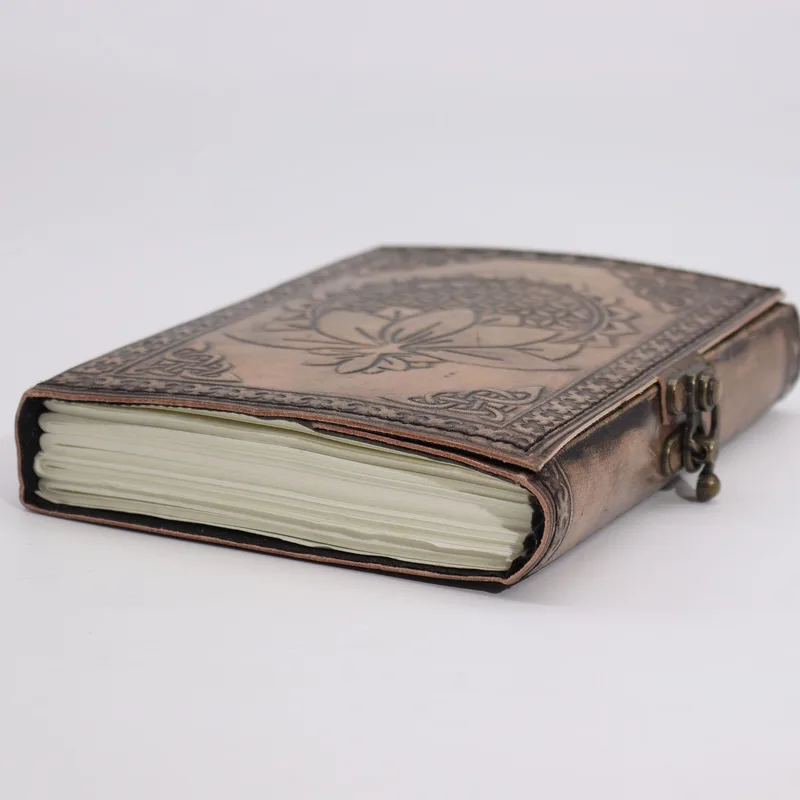 Lotus Mandala Esoteric Notebook Antique Grey 200 pages Stich Edge 17.5x12.5x3cm — foto 1