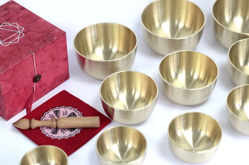 Set of 10 Bell Metal Bowls — foto 2