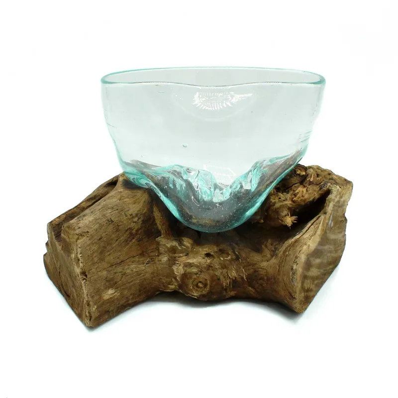 Molten Glass Arfully Misshapen Bowl on Legno — foto 1