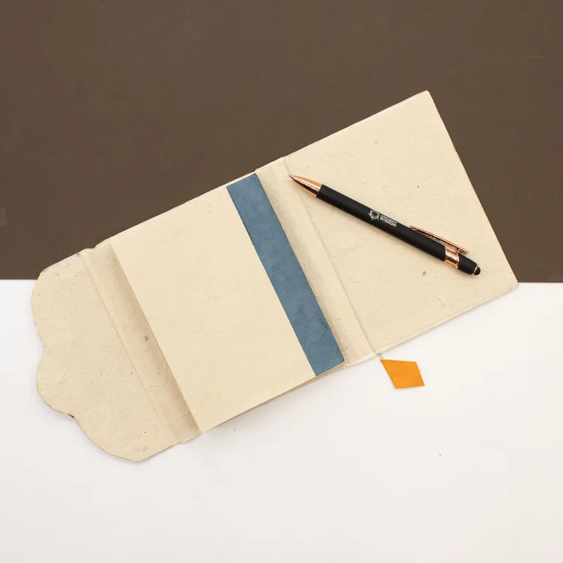 Med Lokta Button Lock Notebook (15x12cm) - 45 leafs - Crafted Real Himalayan Floral Design — foto 2