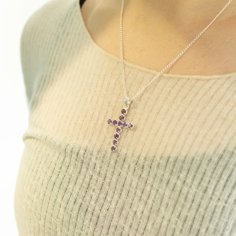 Indian Devotional Pendant Argento Plated Amethyst Crucifix