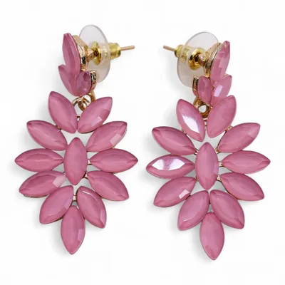 Soft Pink Vintage Glass Long Drop Earrings — foto 3