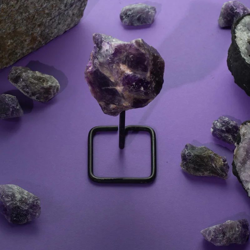 Mineral Specimen on Metal Stand - Epidote — foto 5
