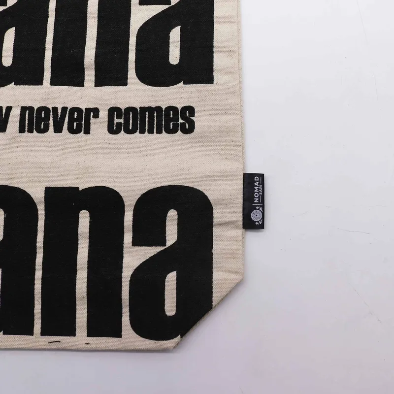 Nomad Sari Iconic Classic Tote Bag - Mañana Mañana - Naturale 10oz — foto 2