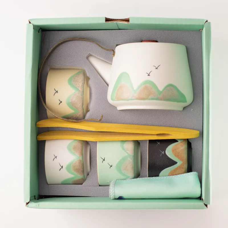 Thousand Miles - Tè Set - Four Cups - Ceremonial Cloth & Bamboo Grip — foto 2