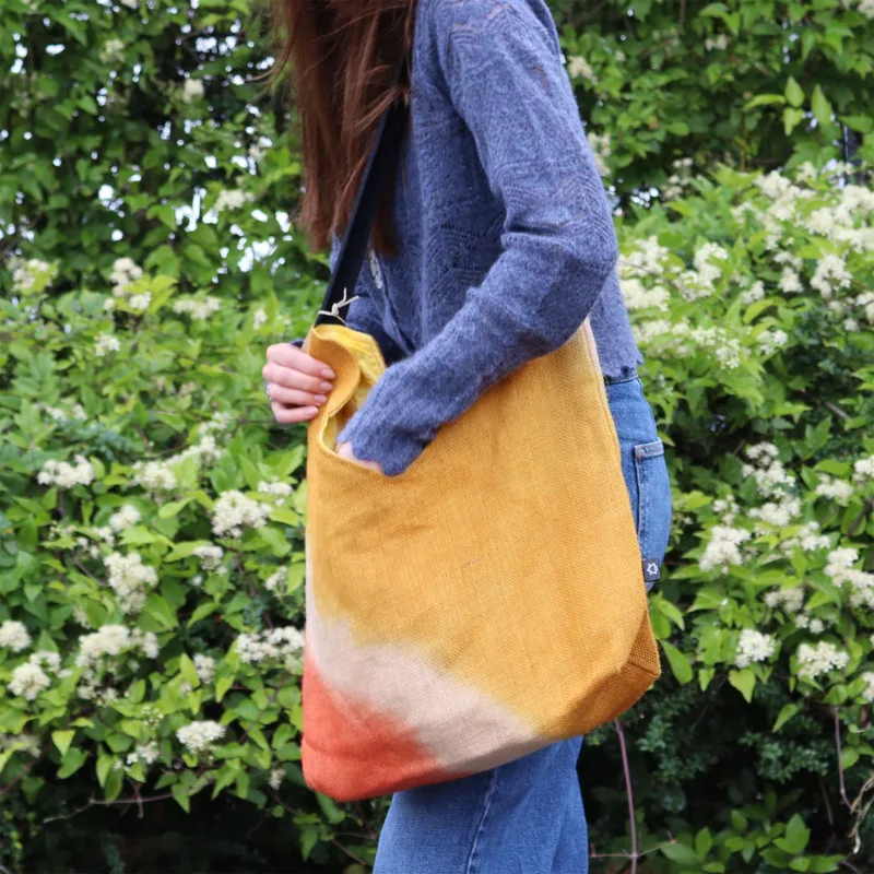 Soft Blend Shoulder Tote -Tumeric — foto 1
