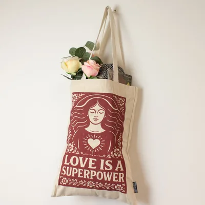 Nomad Sari Iconic Toni Tote Bag - Love is a Super Power - Naturale 10oz — foto 4