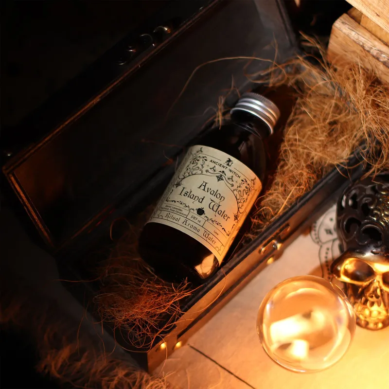 Ancient Witch Ritual Water Avalon Island — foto 4