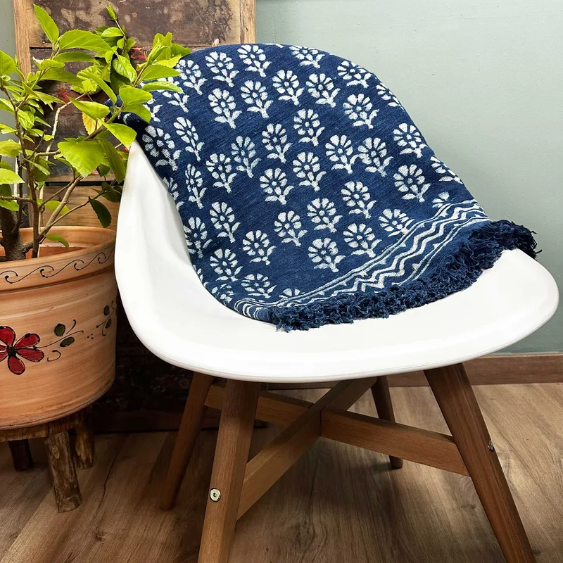 Fatto a mano Indigo Throw 170x120cm Chhota Fiore