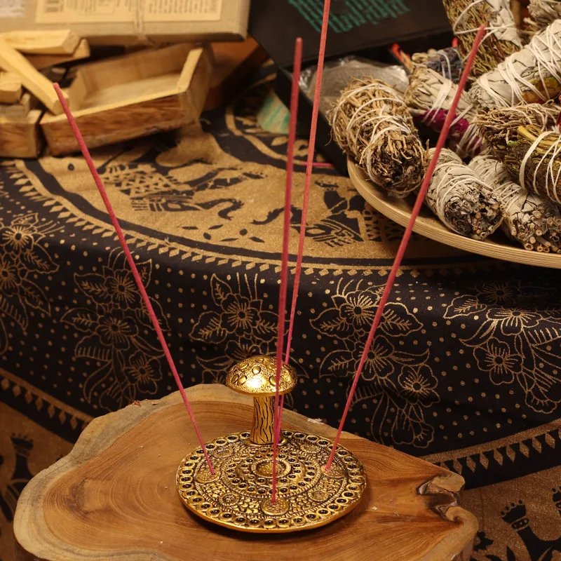 Mushroom Plate - Brass Effect - Incenso Porta — foto 1