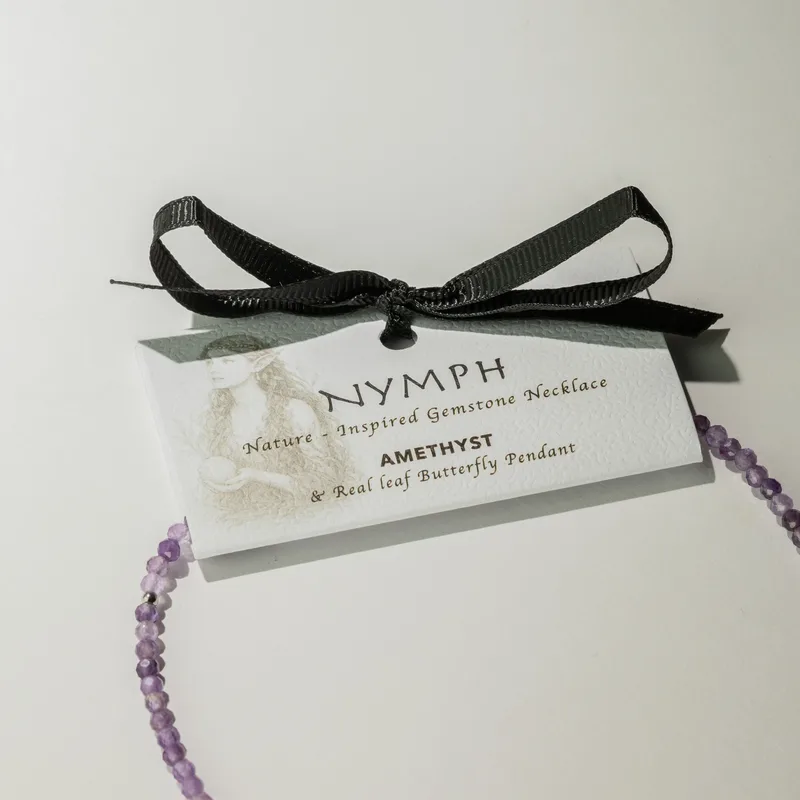 Collana di Ambra Nymfa con Ciondolo Farfalla Reale e Foglia Vera — foto 3