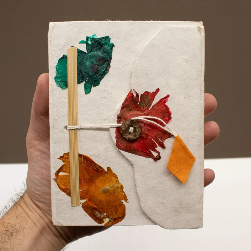 Med Lokta Button Lock Notebook (15x12cm) - 45 leafs - Crafted Real Himalayan Floral Design — foto 3