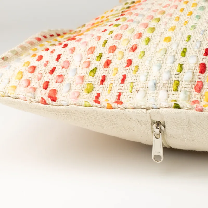 Classic Cushion Cover - Hidden Rainbow - 60x60cm - Jumbo Style — foto 3