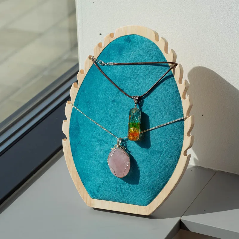 Small Oval Necklace Display 19x13cm — foto 1