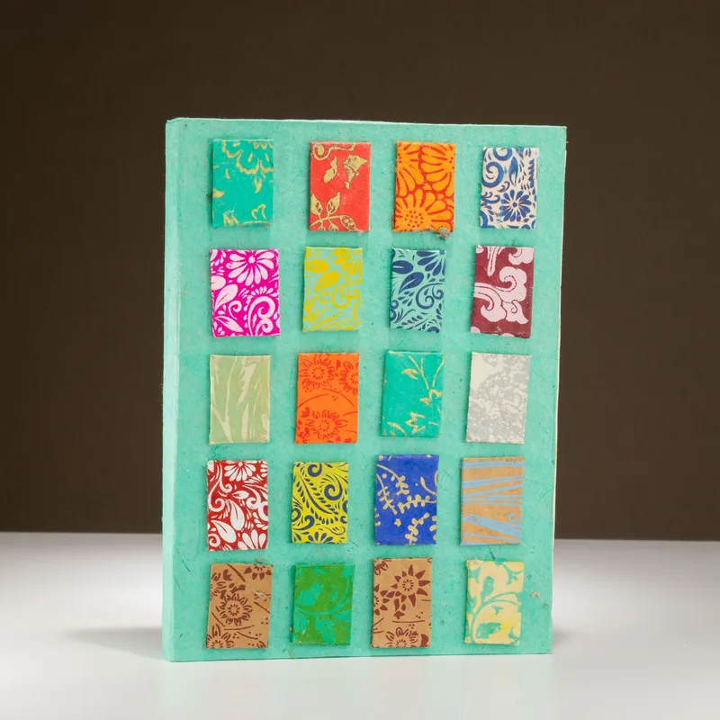 Lokta Mini Tiles Notebook – Large – 45 Leaves – Includes Bookmark – Teal — foto 2