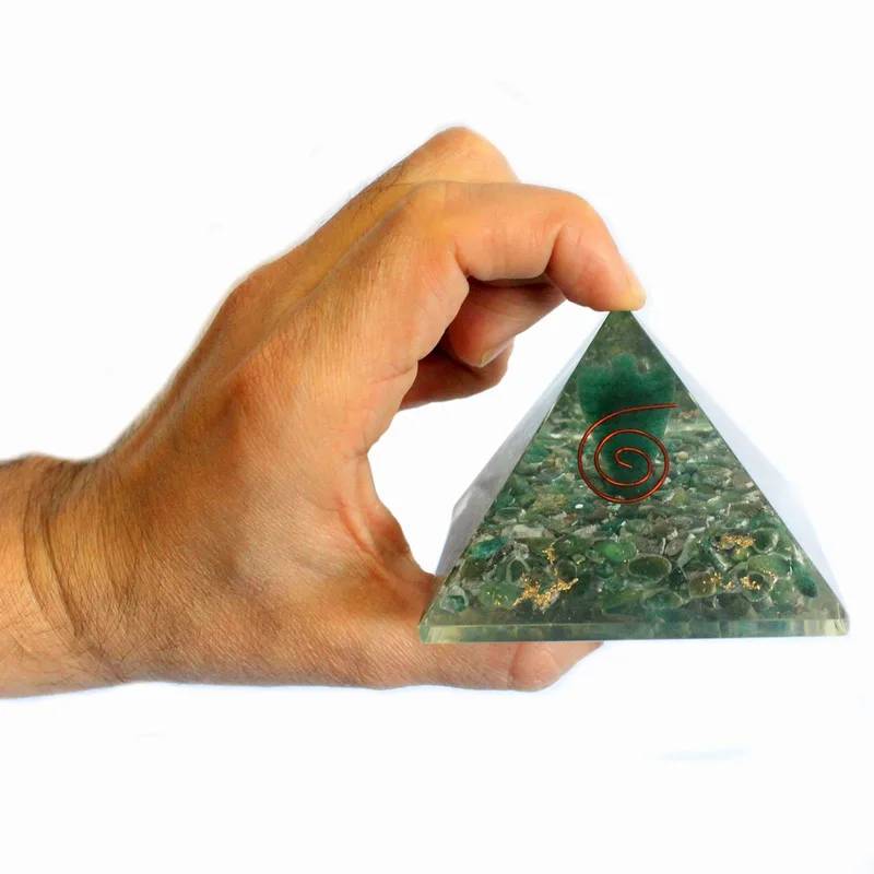 Lrg Orgonite Pyramid 70mm Angel — foto 2