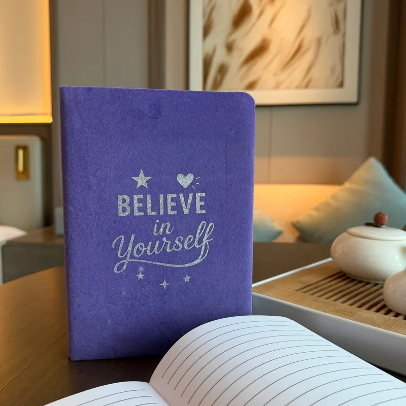 Lavanda Velvet Notebook - 80 pages - Believe Yourself — foto 2