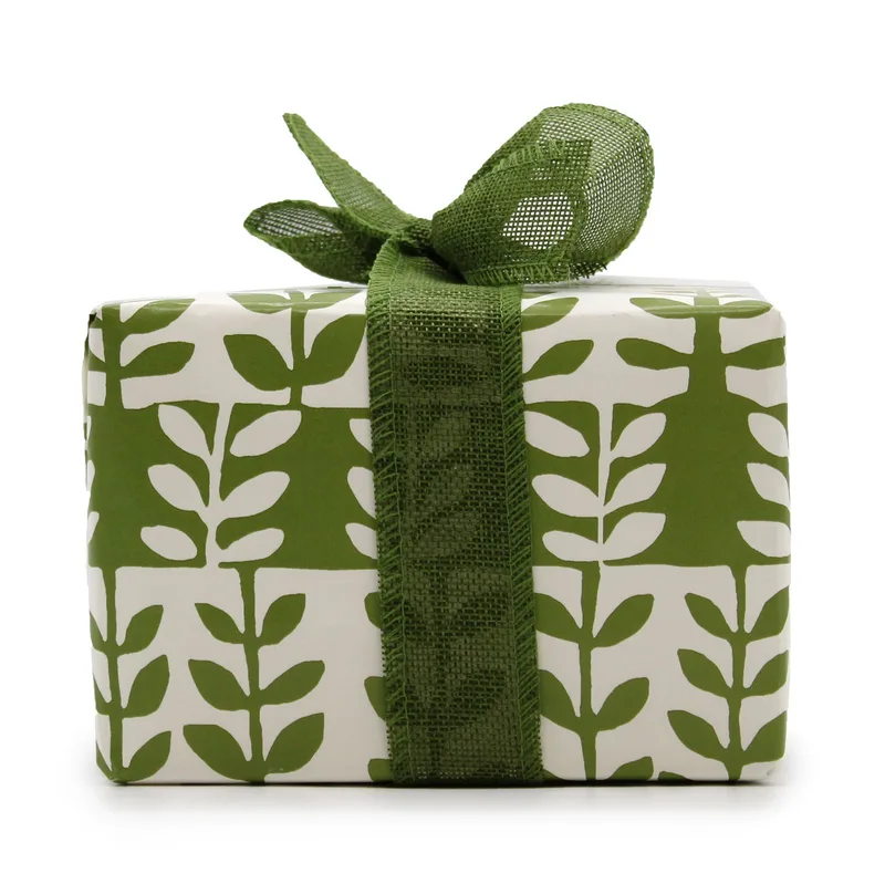 Gift Scatola Rhubarb Candela + Bianco Fig & Fell Berry