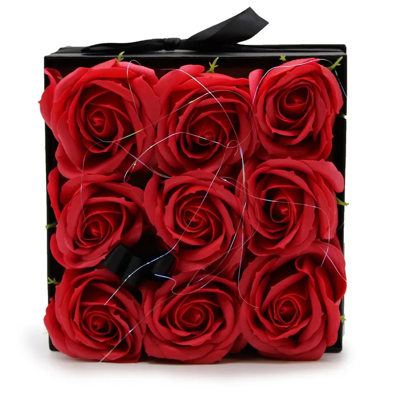 Sapone Fiore Gift Bouquet 9 Red Roses Square — foto 4