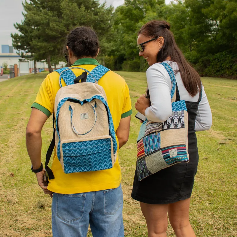 Large Kathmandu Backpack Dhaka Design — foto 1