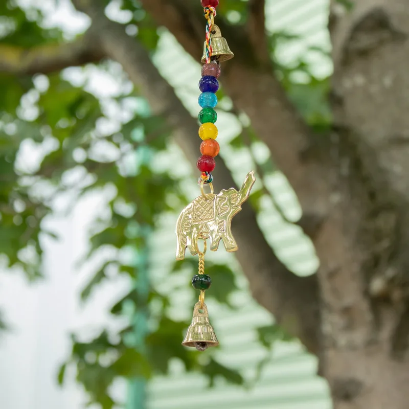 Indian Chimes Brass Elephant with Chakra Beads String Bells 53cm — foto 2