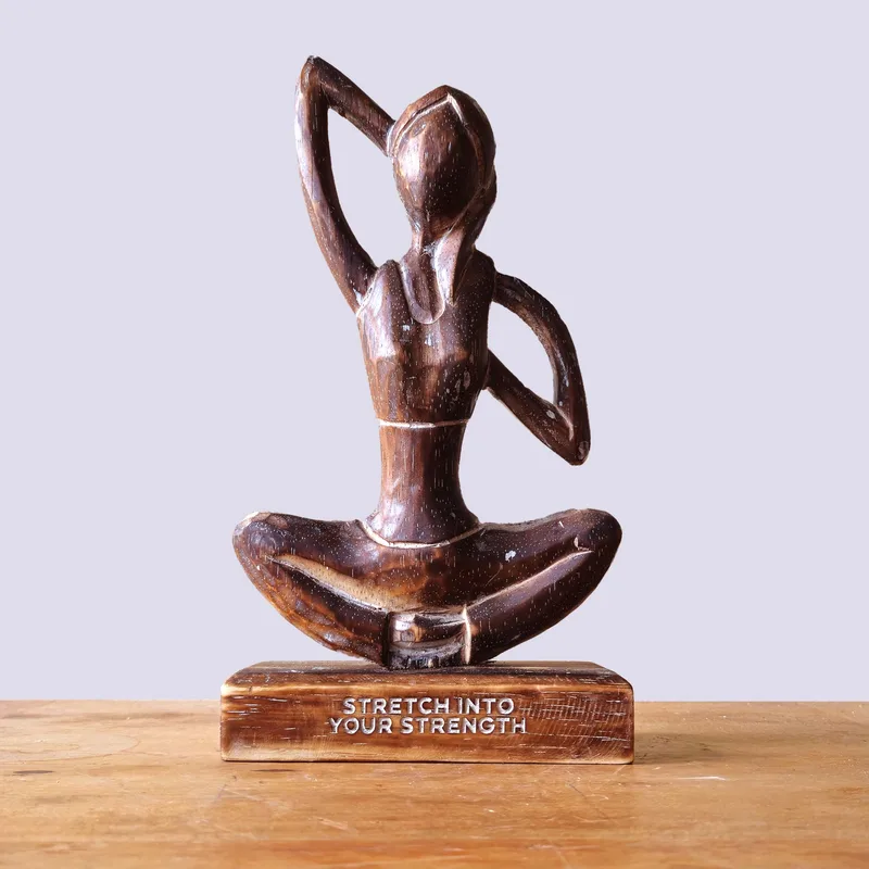 Wooden Yoga Lady Antique Cow Face Pose "Stretch into Your Strength" — foto 2