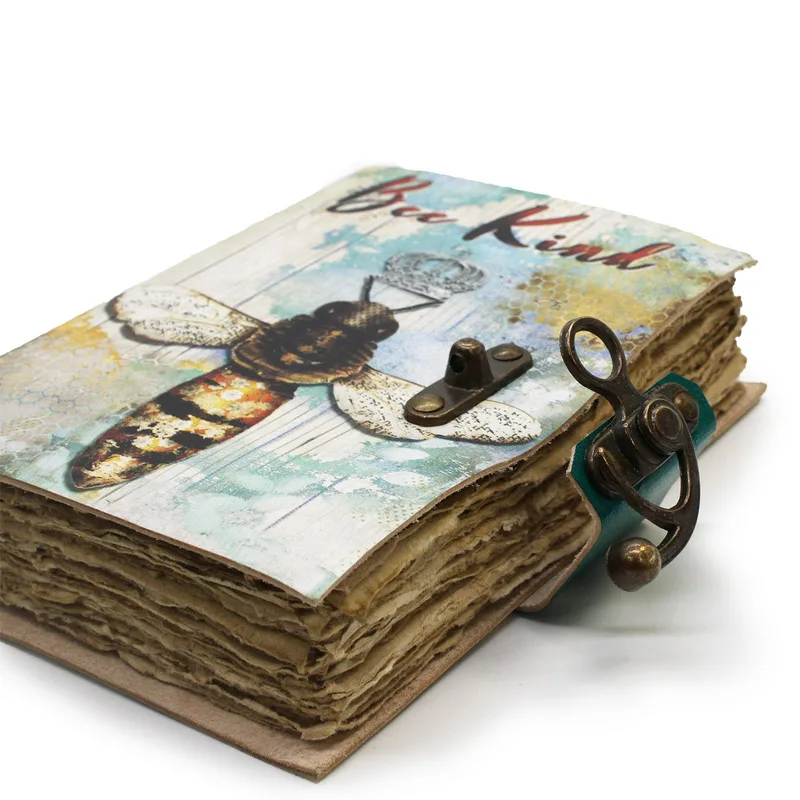 Leather "Bee Kind" Deckle-edge Notebook — foto 4