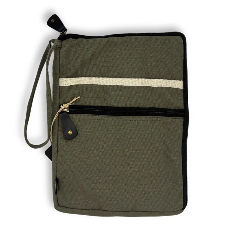 Canvas Tablet Pouch Olive 21x29cm — foto 4