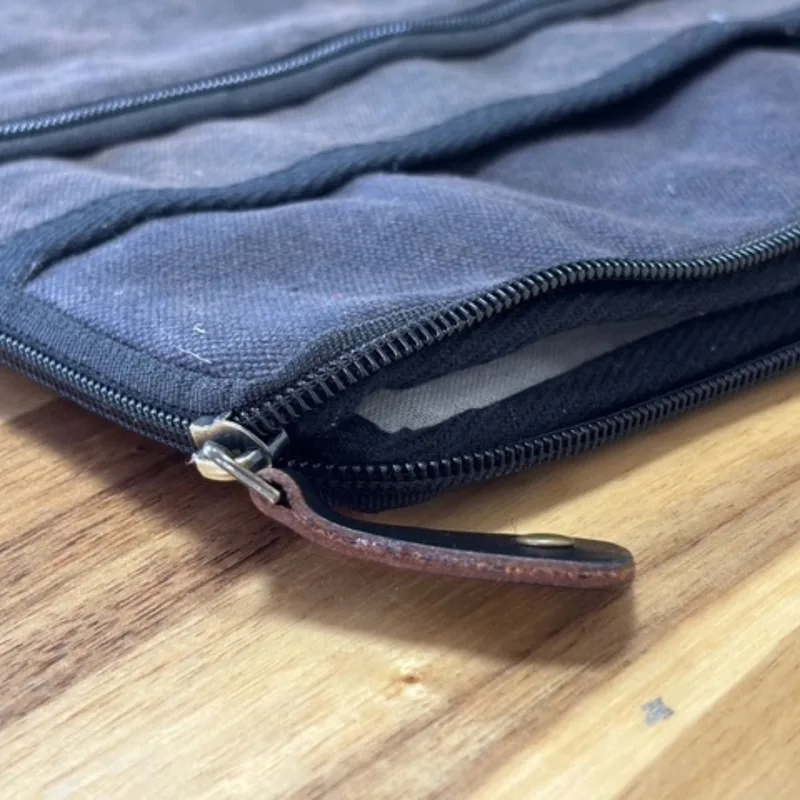 Stonewash Tablet Pouch Charcoal 21x29cm