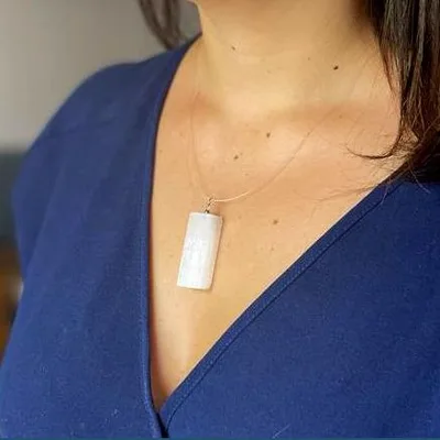 Selenite Naturale Pendent