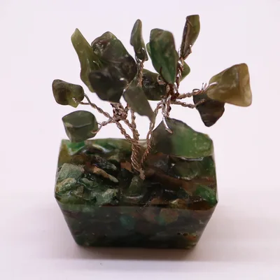 Mini Gemstone Trees On Orgonite Base - Verde Aventurine (15 stones) — foto 5