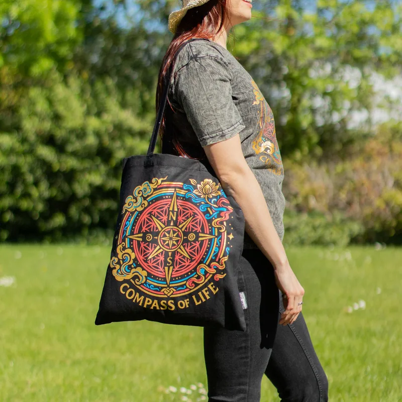 Iconic Classic Tote Bag - Compass of Life - Nero 6oz — foto 5