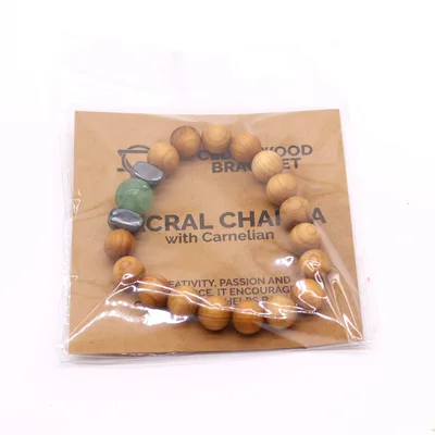 Bracciale in legno di cedro per il chakra sacrale con avventurina — foto 1