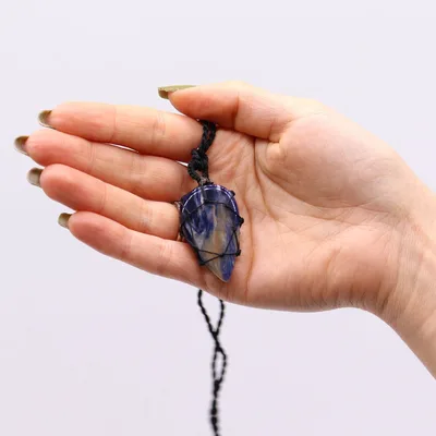 Laced Gemstone Teardrop Pendant - Sodalite — foto 3