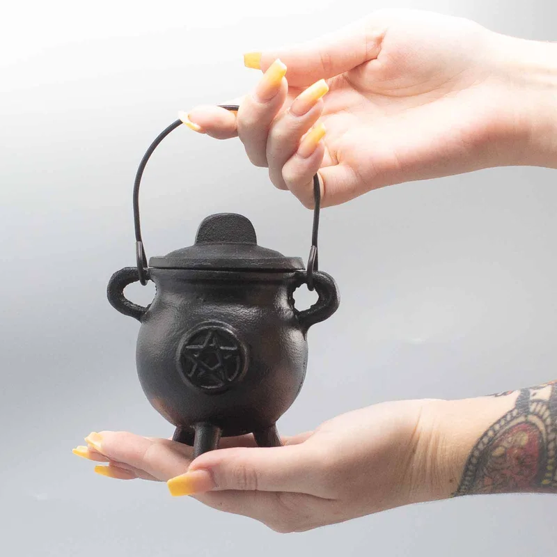 Cast Iron Cauldron with Pentagon 6.5x13cm — foto 1