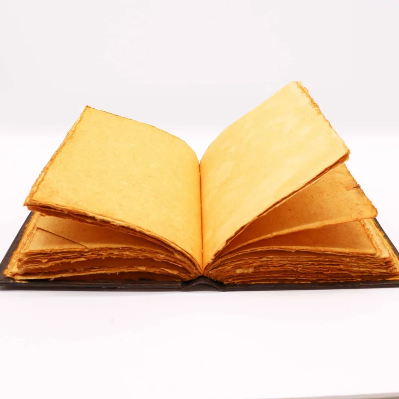 Heafty Brown Tan Book - Zinc Triple Moon Decor - 200 Deckle Edges Pages - 26x18cm — foto 2