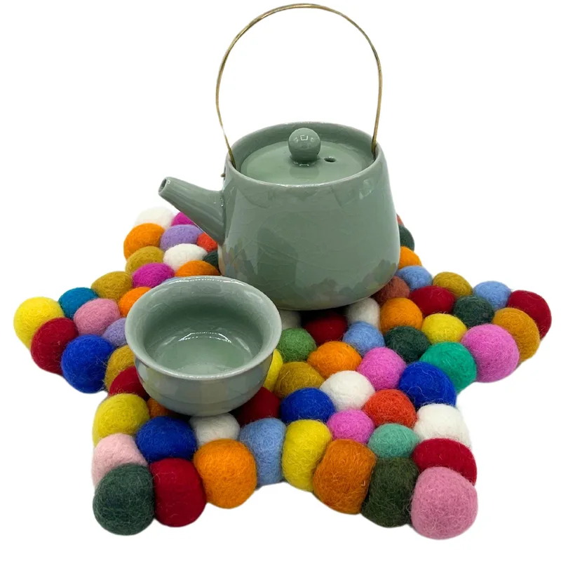 Felt Ball Star Centre Mat Multi Colour — foto 1